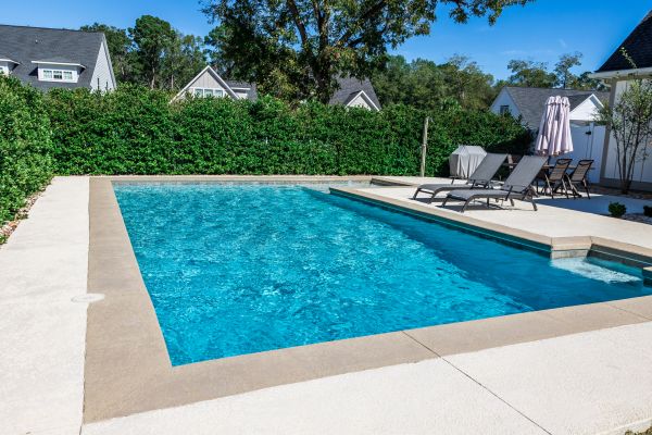 Cost of Concrete Pool Deck Replacement in Clovis